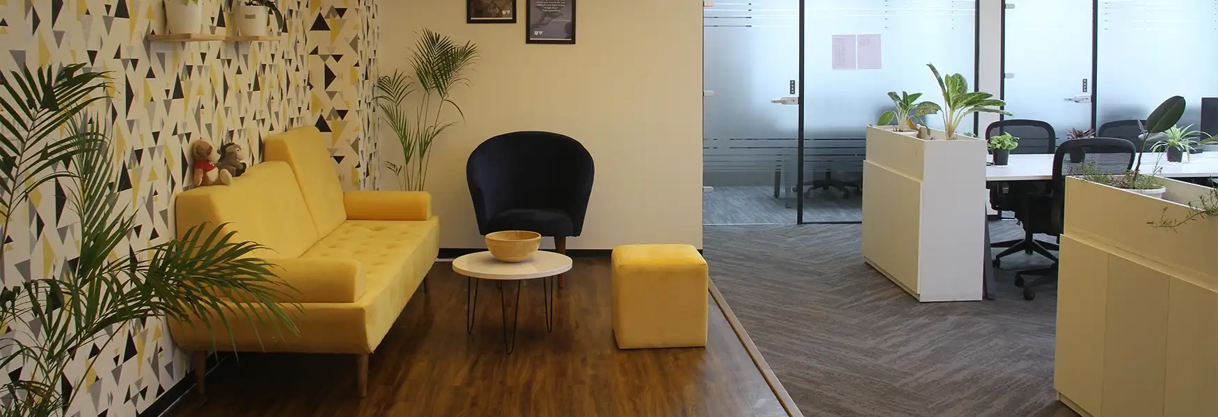 Elevate Navi Mumbai Lounge